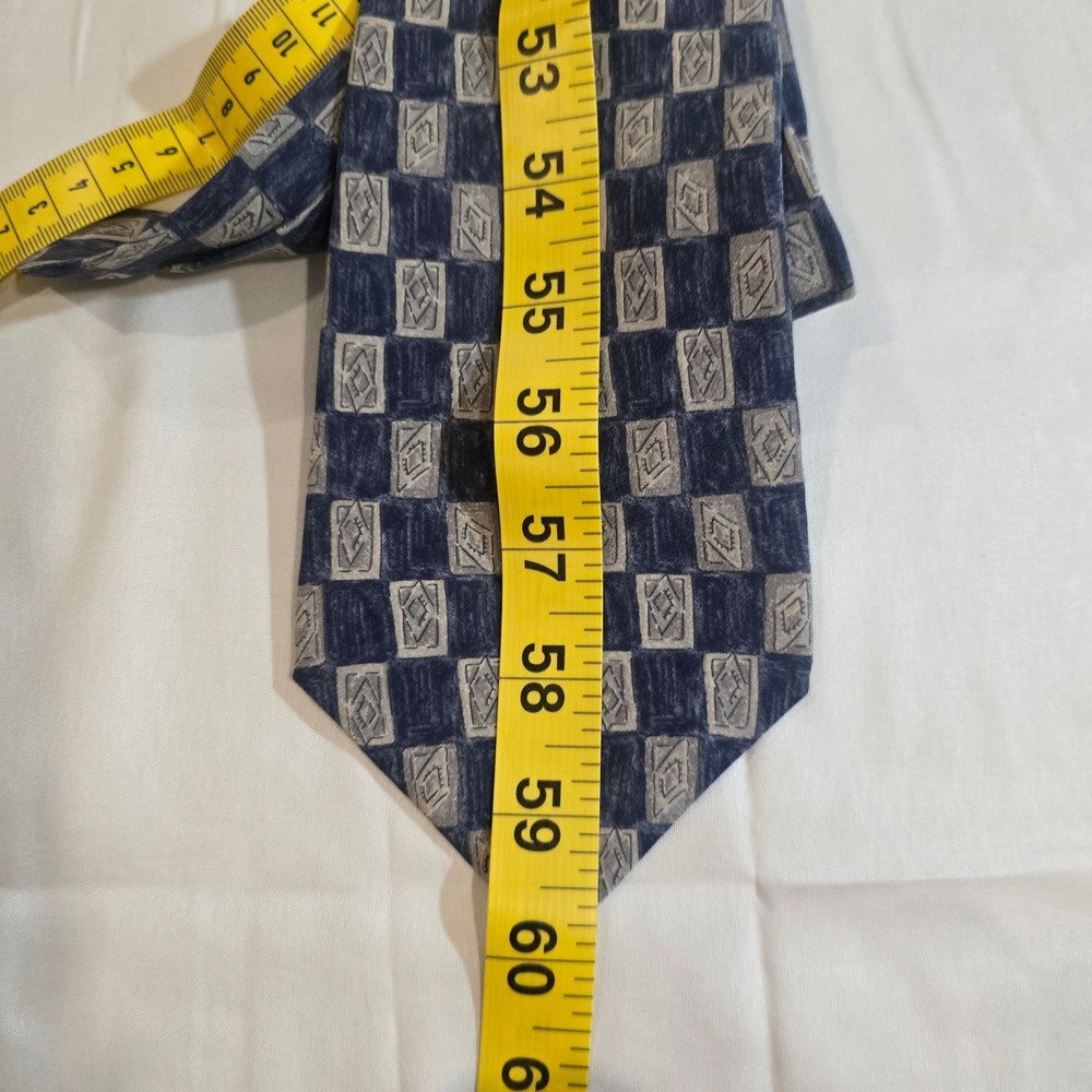 Van Heusen 417 Silk Necktie Blue Grey Checkerboard Business Formal - Picture 6 of 6